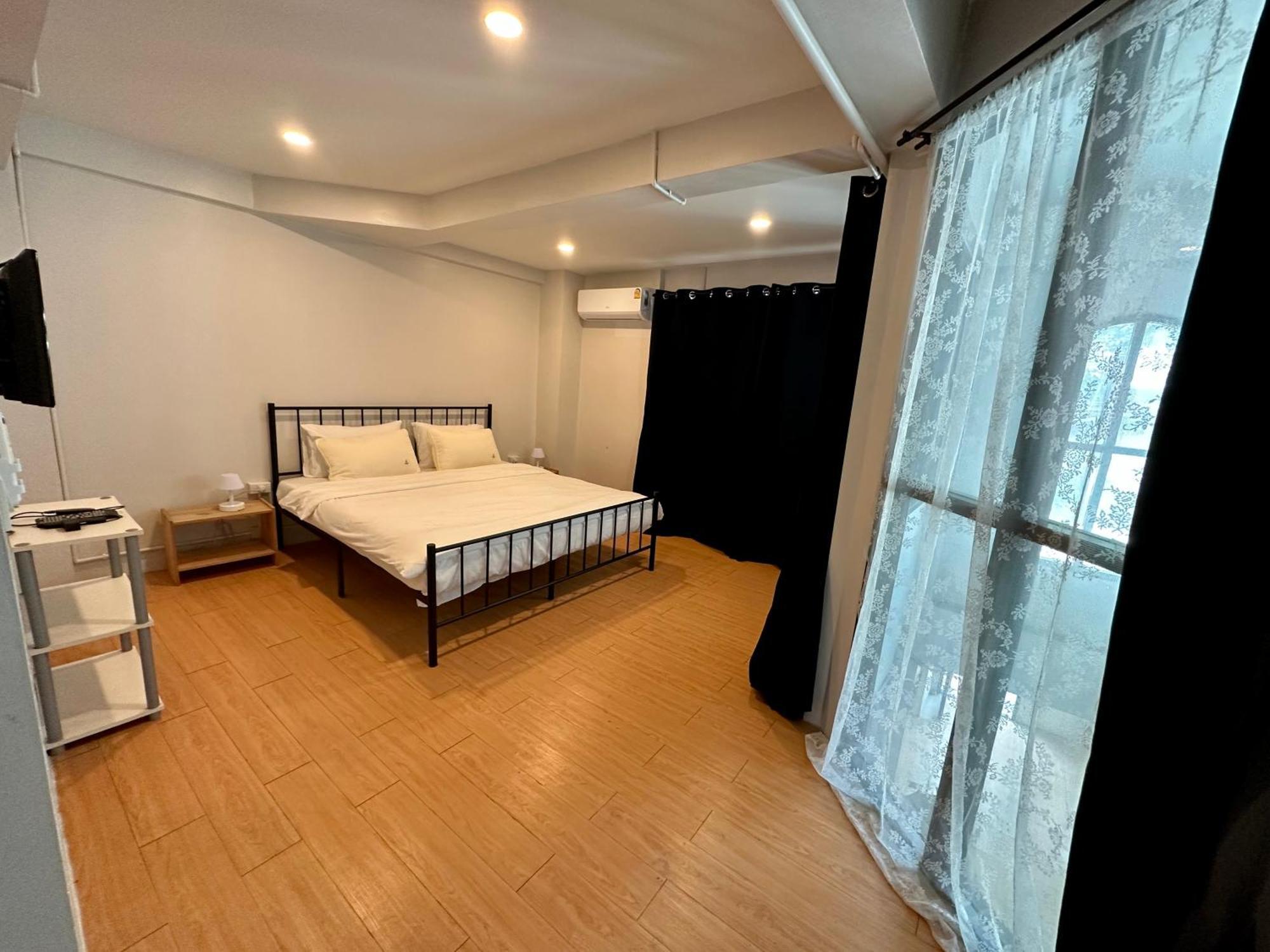 The Cute Silom Hostel Bangkok Buitenkant foto